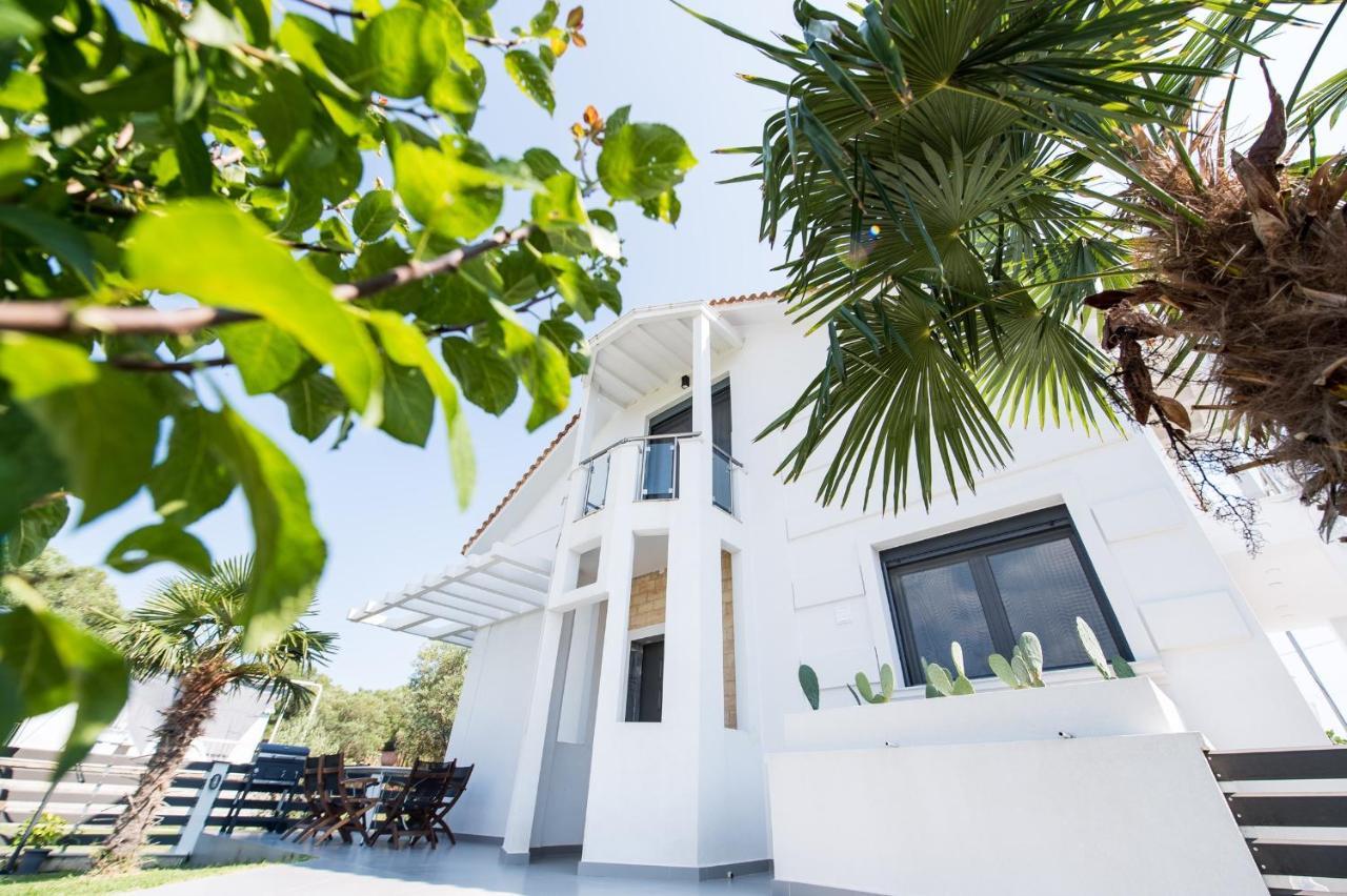 Villa Sunset Albatross Nea Poteidaia Exterior photo