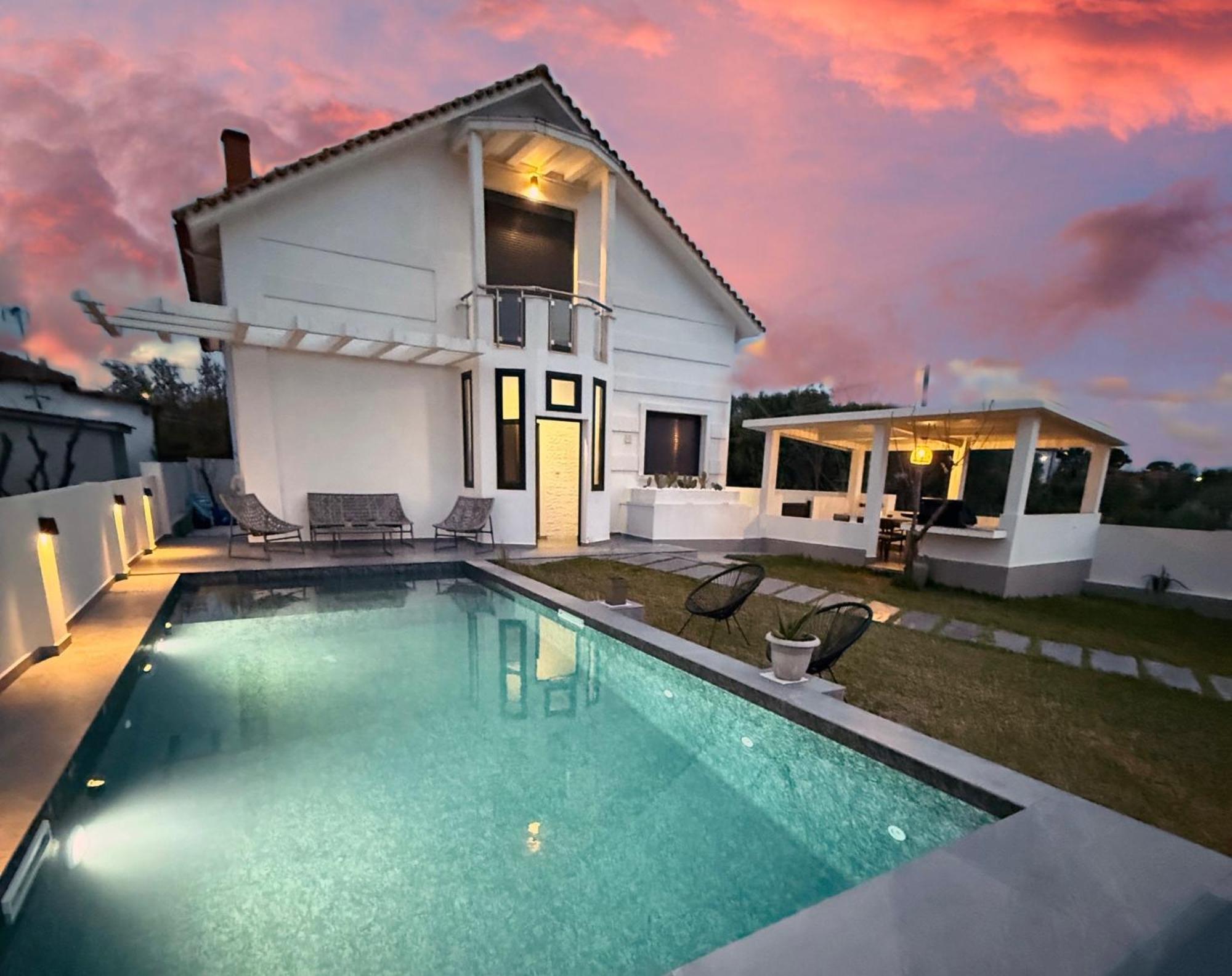 Villa Sunset Albatross Nea Poteidaia Exterior photo